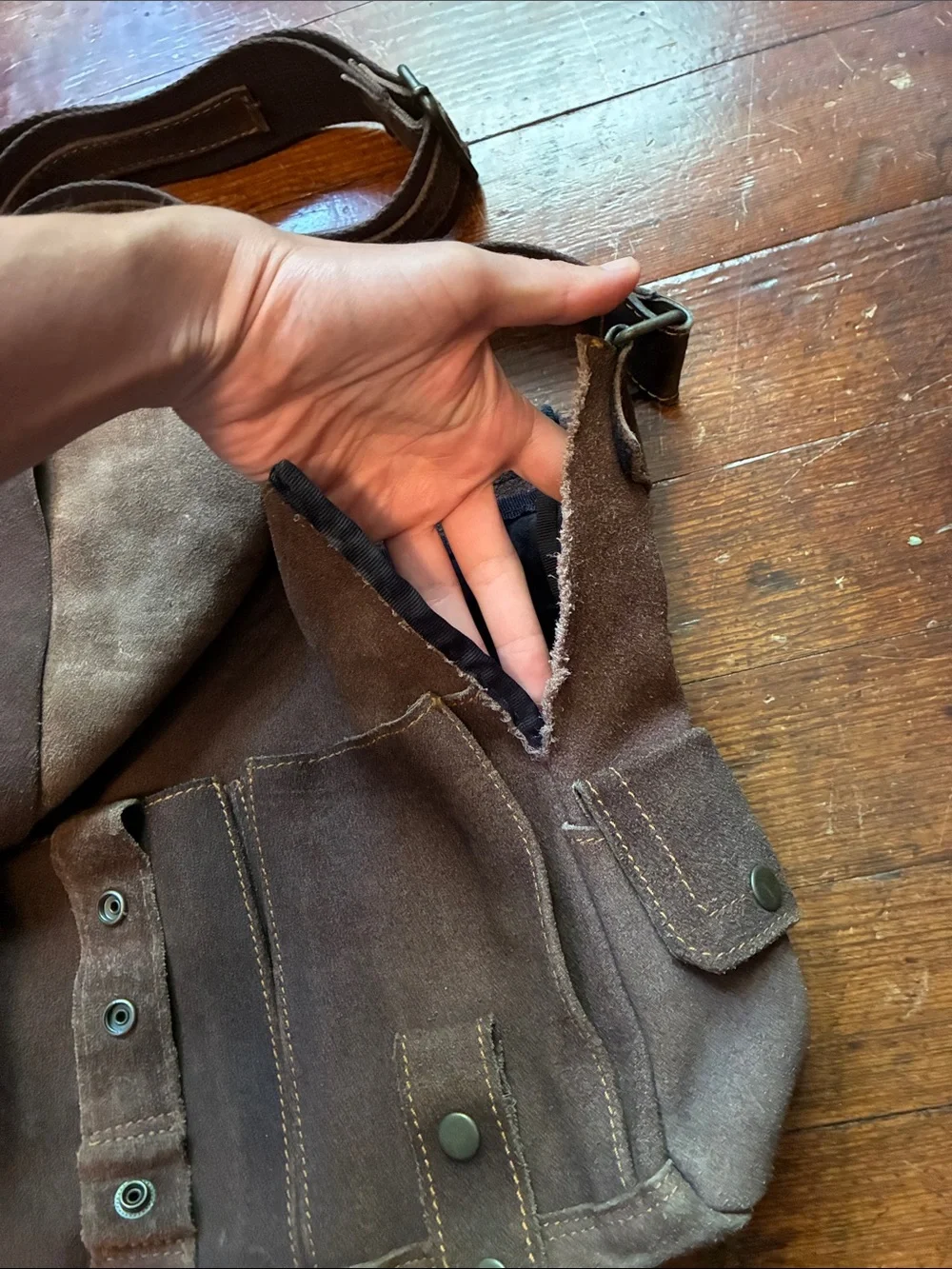 Leather Crossbody Messenger Bag - Brown